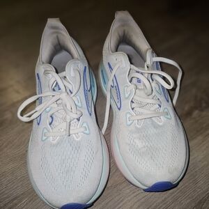 Brooks Women's Athletic Shoes in White and Blue